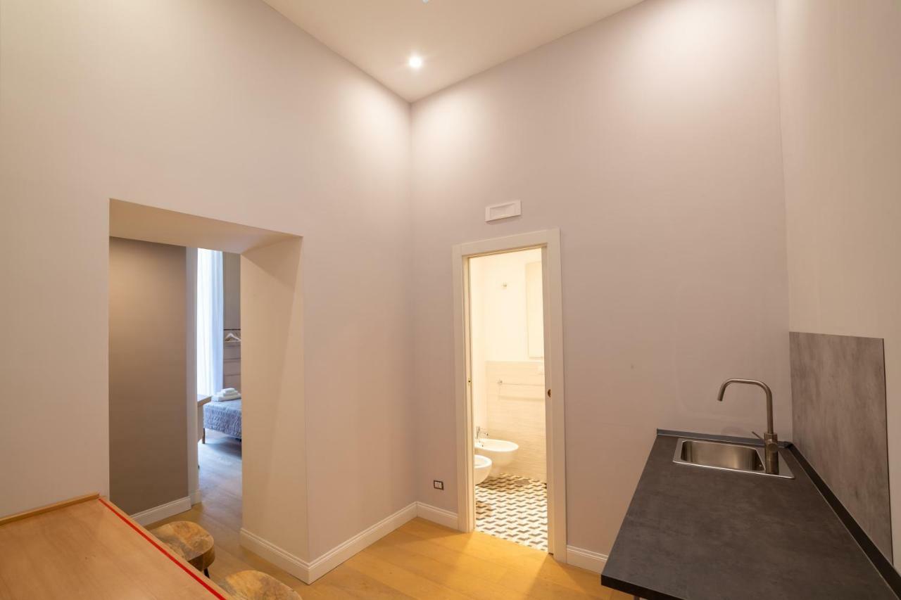 The Duomo House By House In Naples Bed & Breakfast Exterior photo