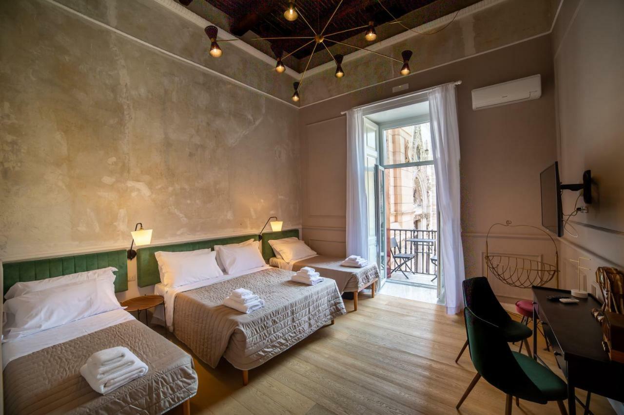 The Duomo House By House In Naples Bed & Breakfast Exterior photo
