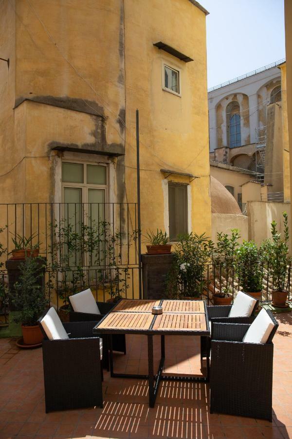 The Duomo House By House In Naples Bed & Breakfast Exterior photo
